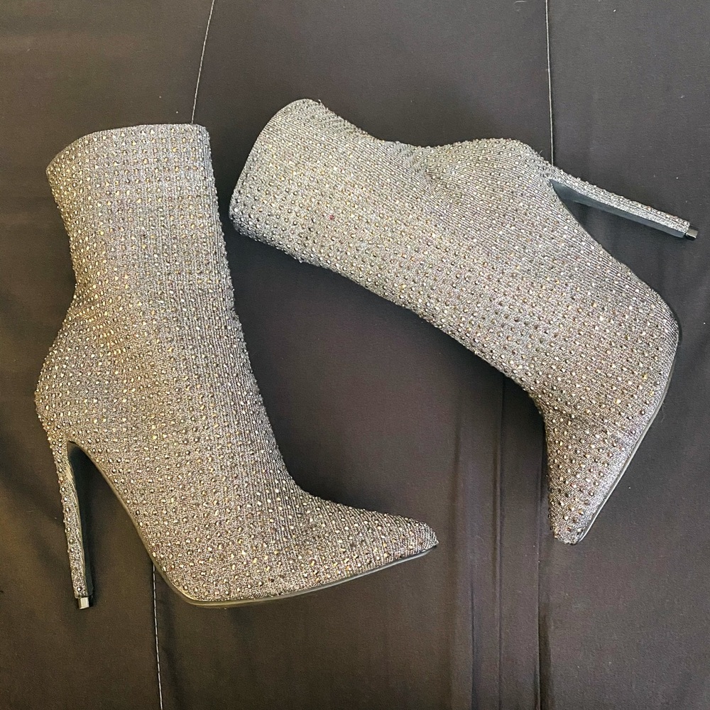 Steve madden Wifey Rhinestones Boots